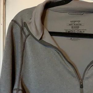 Patagonia Grey Half Zip Size M